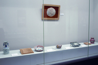 清荒神清澄寺　史料館で開催中、 「豊藏の画」展では赤絵や染付に注目